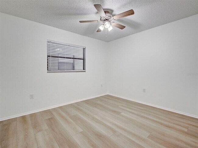 Building Photo - 7237 Cloister Dr