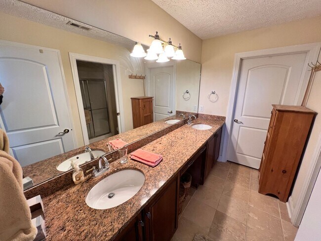Building Photo - Stunning Three bedroom Villa in The Villas at Peppers Ferry – A Must-See!