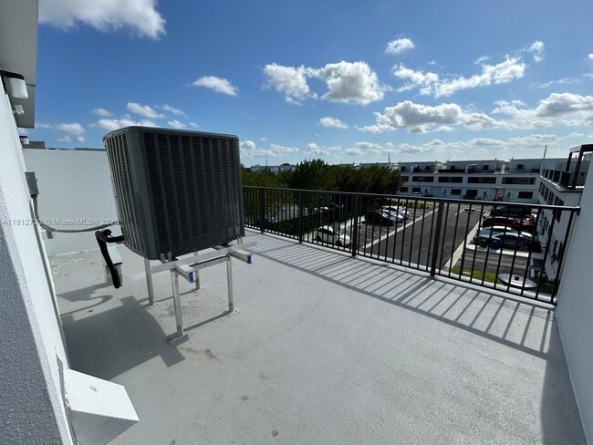 Building Photo - 26109 SW 145th Ave