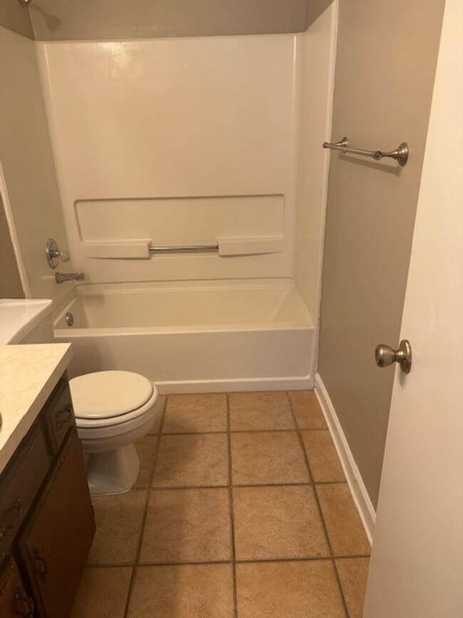 Building Photo - Renovated 3 Bedroom 2 Bath Home for Rent!!
