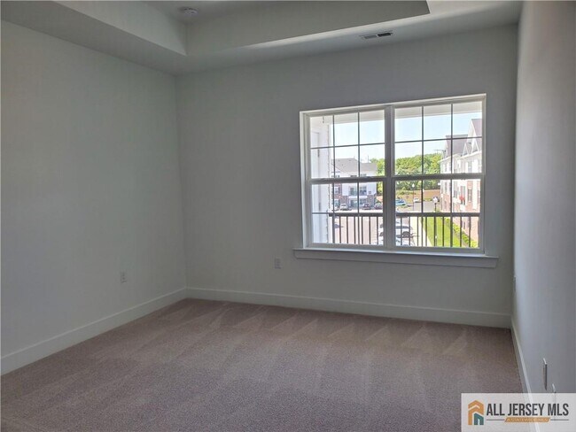 Building Photo - 1033 Vanderbergh Blvd