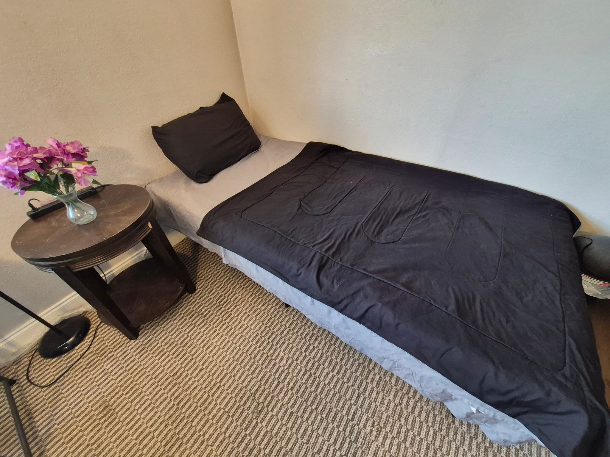 Building Photo - 5611 Aberdeen Dr