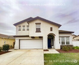 Building Photo - Charming 4 Bedroom Home with Large Backyard