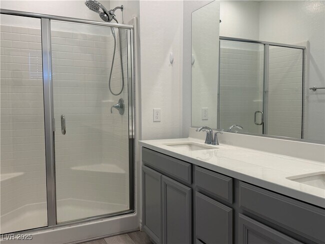 Building Photo - 8851 Flora Run Ave