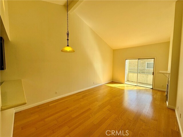 Building Photo - 645 Chestnut Ave