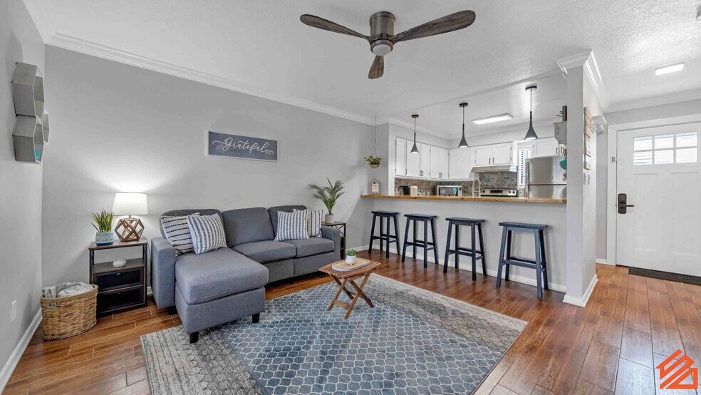 Building Photo - 318 Bream Ave