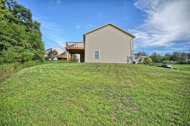 Building Photo - 15 Scarlet Oak Dr