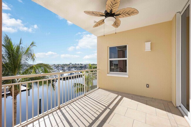 Building Photo - 606 Riviera Dunes Way