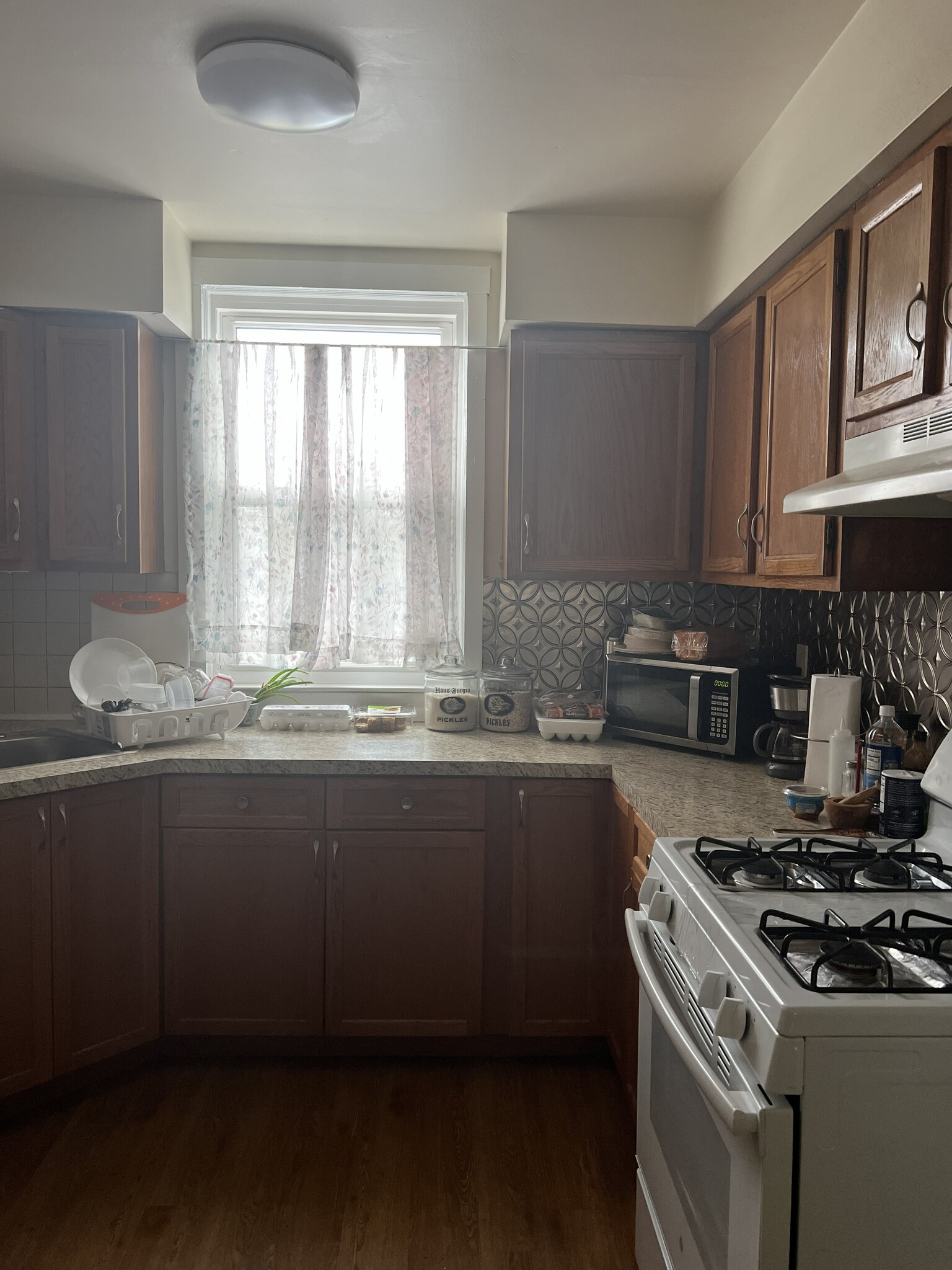 Building Photo - 52 Marlborough Ave