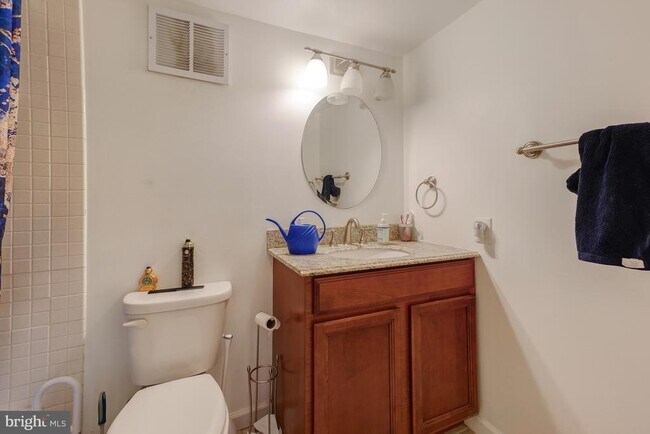 Building Photo - 3713 S George Mason Dr