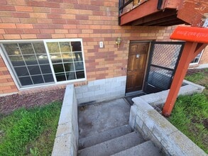 Building Photo - Ogden Street