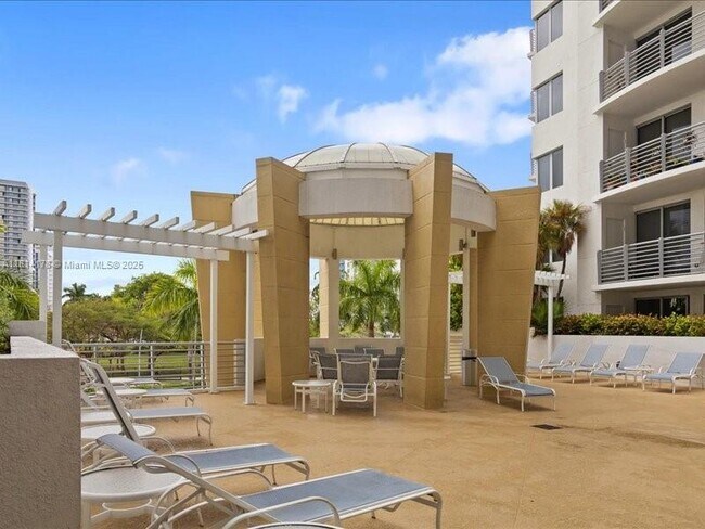Building Photo - 1830 Radius Dr