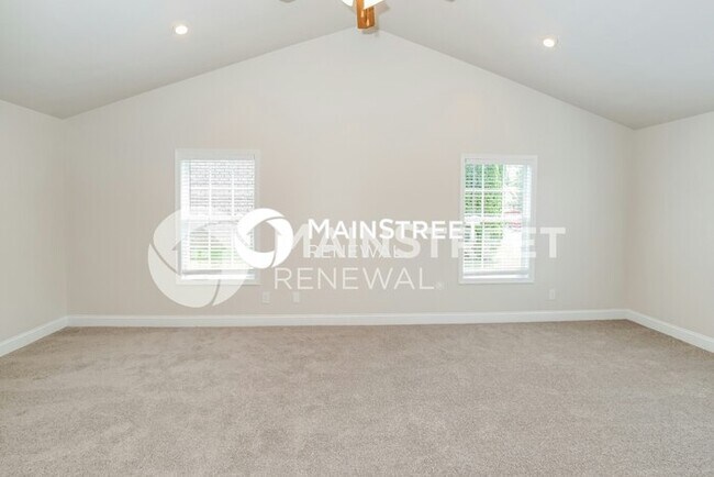 Building Photo - 3 Bedroom Pet-Friendly Home in KNOXVILLE, ...