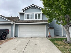 Building Photo - 180 Pelican Loop