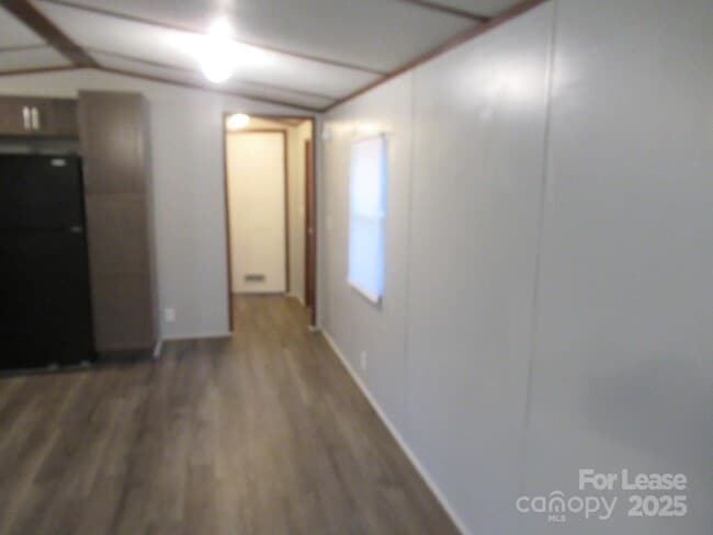 Building Photo - 368 Hudson White Trail