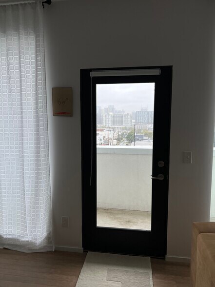 Balcont door in bedroom - 806 Olympic St