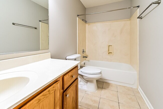 Building Photo - 6480 Cheyenne Dr