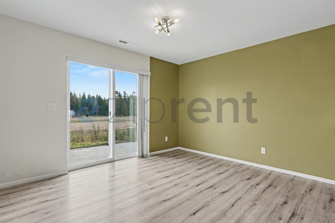 Building Photo - 9168 Candytuft Ln SE