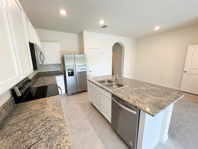 Building Photo - 8756 Milestone Dr