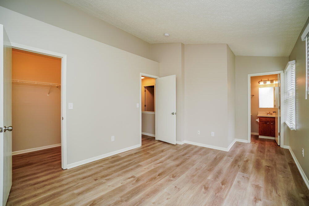 Building Photo - 3205 St Bernard Cir