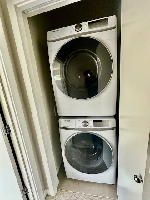 washer/dryer - 2101 NE 88th St