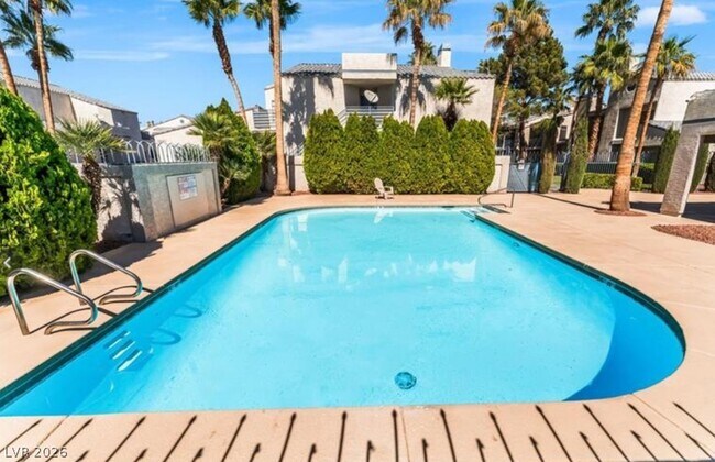 Building Photo - 6250 W Flamingo Rd