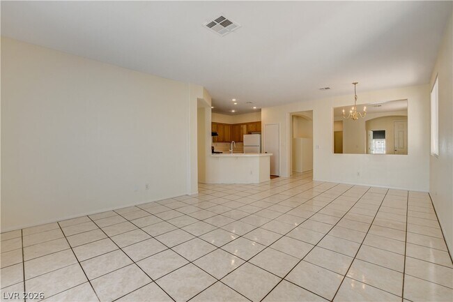 Building Photo - 9890 Ridgehaven Ave