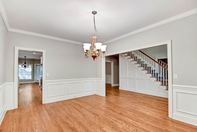 Building Photo - Large, beautiful home in Oconee!