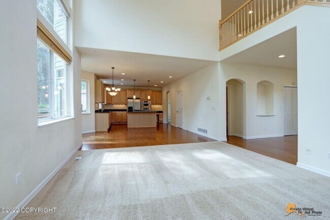 Building Photo - Stunning home conviently located by Eagle ...