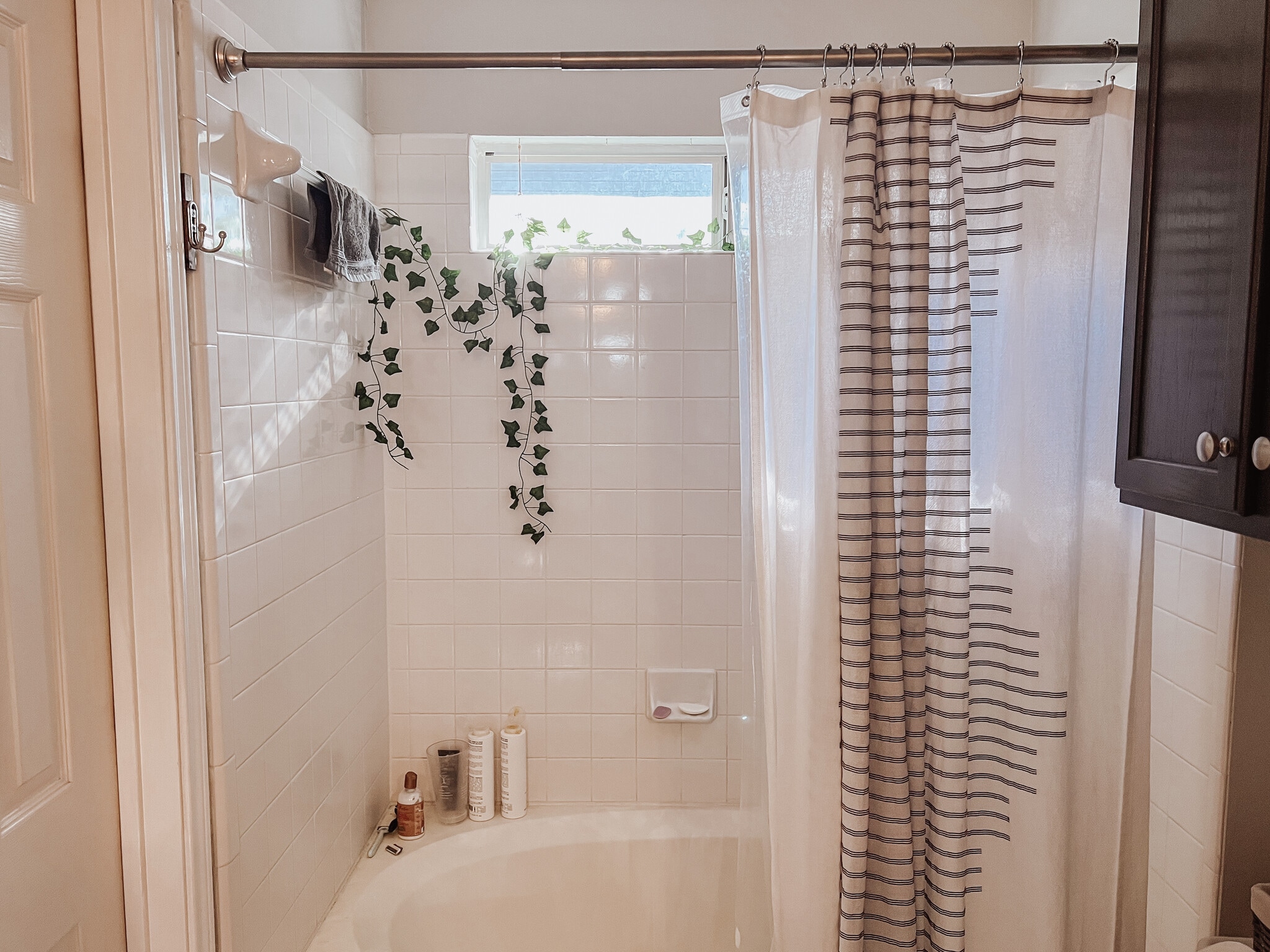 Building Photo - 1907 E 19th St