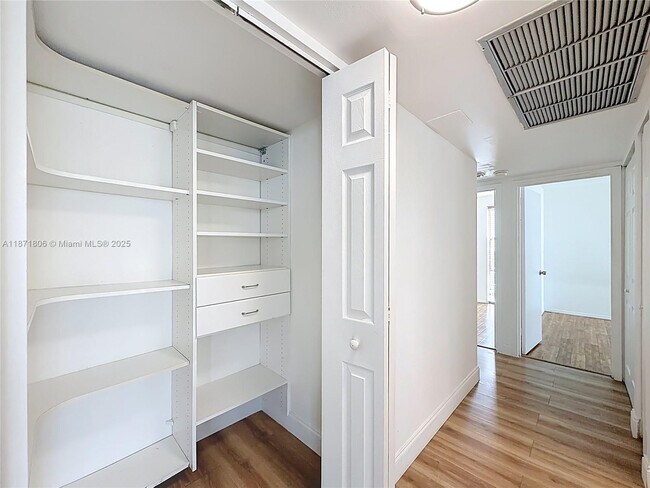 Building Photo - 17560 Atlantic Blvd