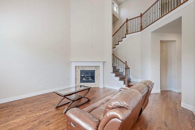 Building Photo - 2459 Cathedral Dr