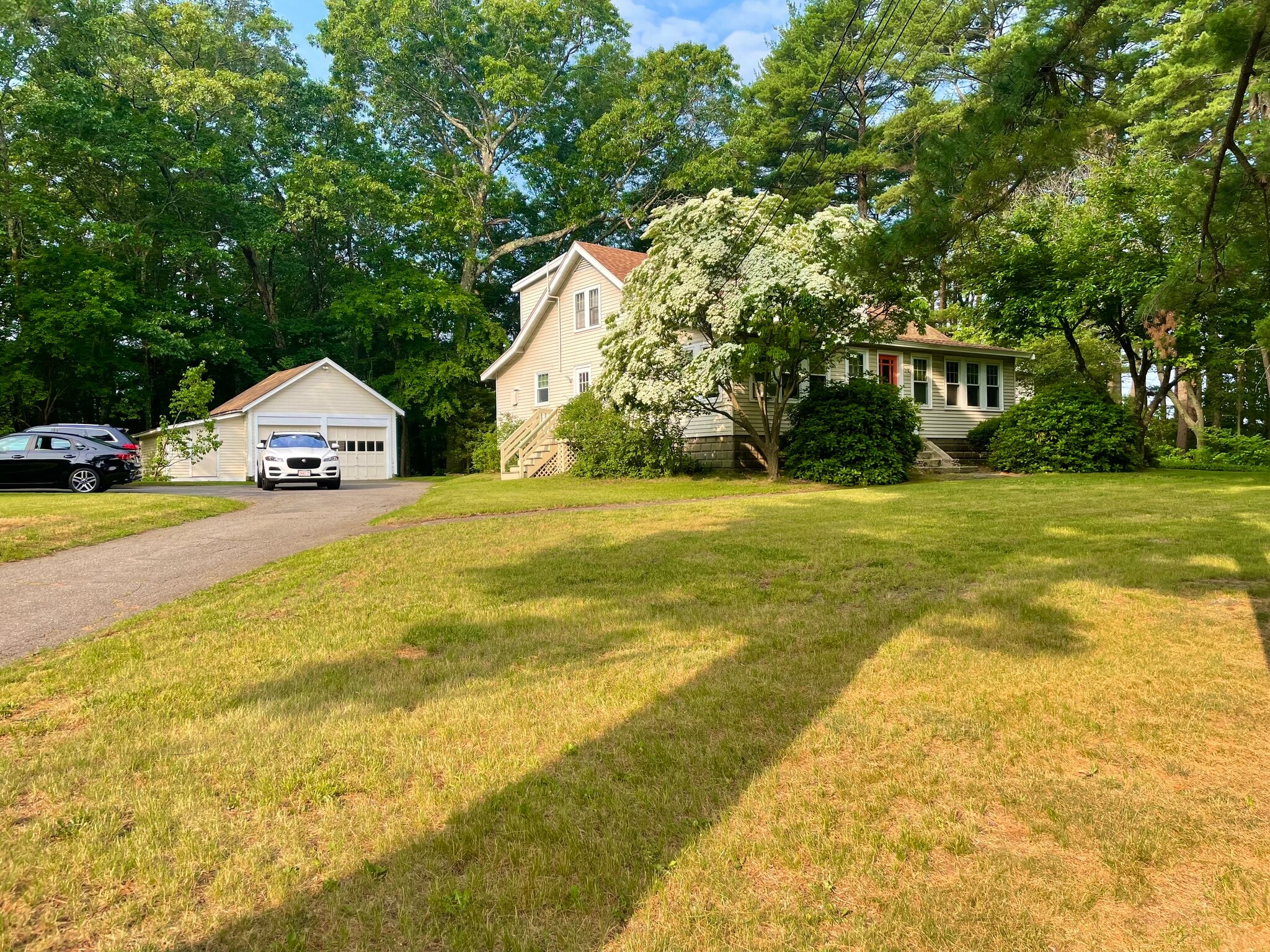 Building Photo - 122 W Central St