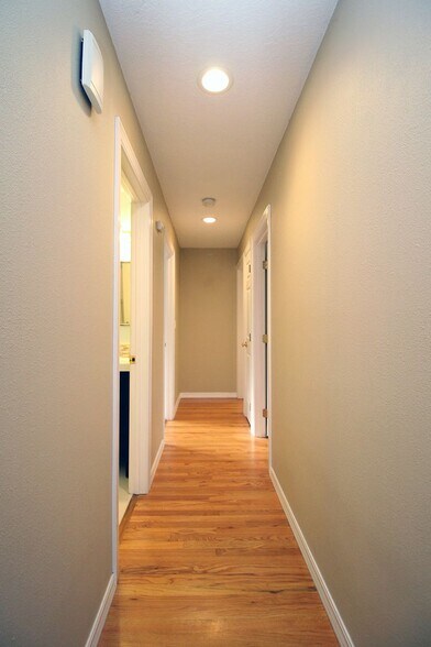 Building Photo - 18690 Don Lee Way