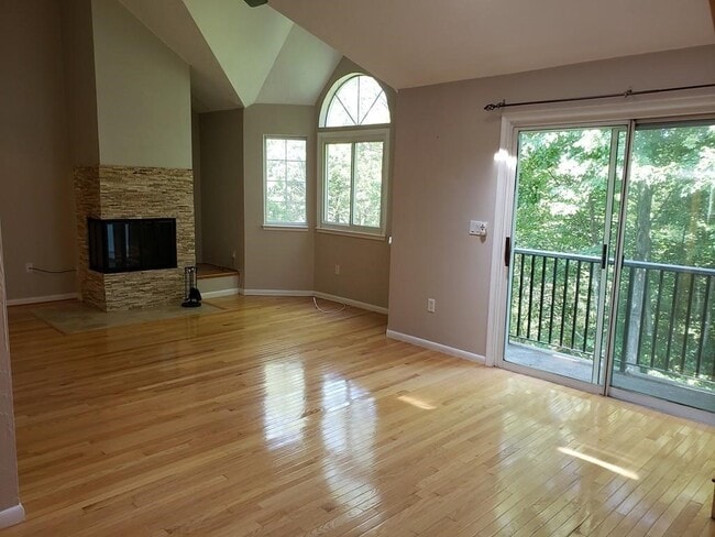 Primary Photo - 117 Tall Oaks Dr