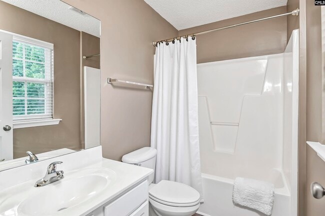 Building Photo - 106 Tuscany Ct