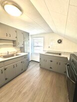 Building Photo - 109 Grand St