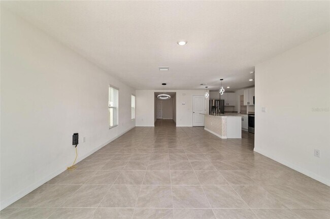 Building Photo - 8741 SW 45th Ct