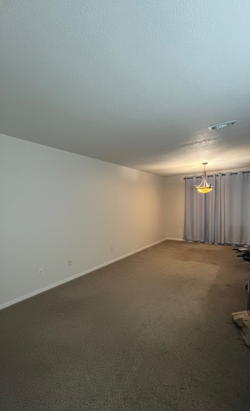 Building Photo - 3948 Ridge Lea Rd