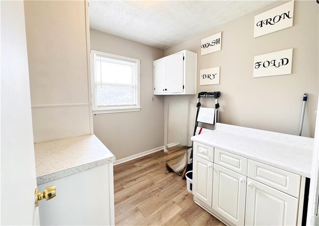 Building Photo - 399 Wayward Wind Dr SW