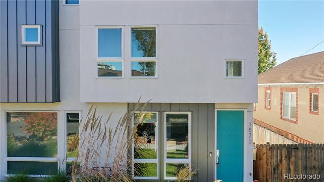 Building Photo - 1572 Osceola St