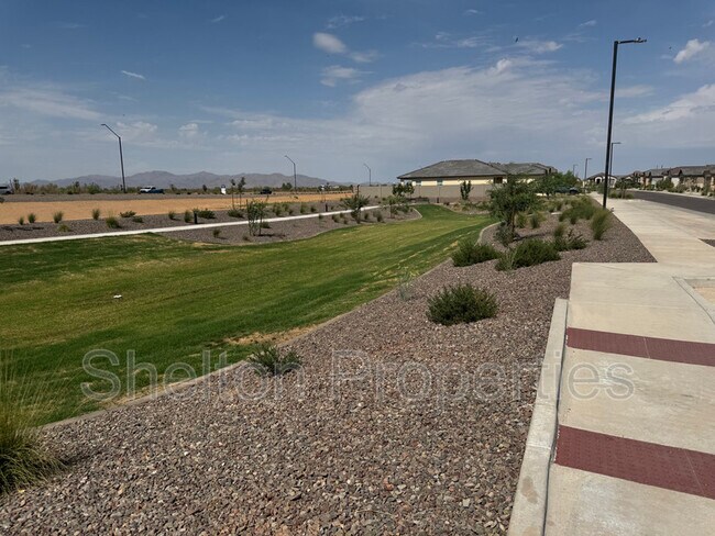 Building Photo - 14930 W Buckskin Trl