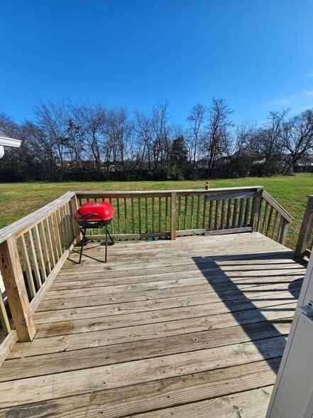 Building Photo - 1528 Richmond Rd