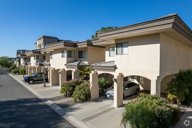 Building Photo - Camelback Fountains Condominiums