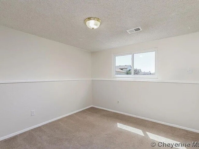 Building Photo - 4518 Ontario Ave