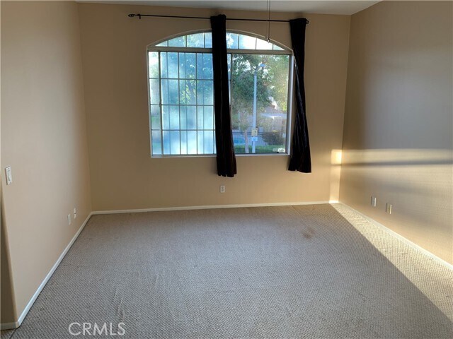 Building Photo - 6387 Blossom Ln