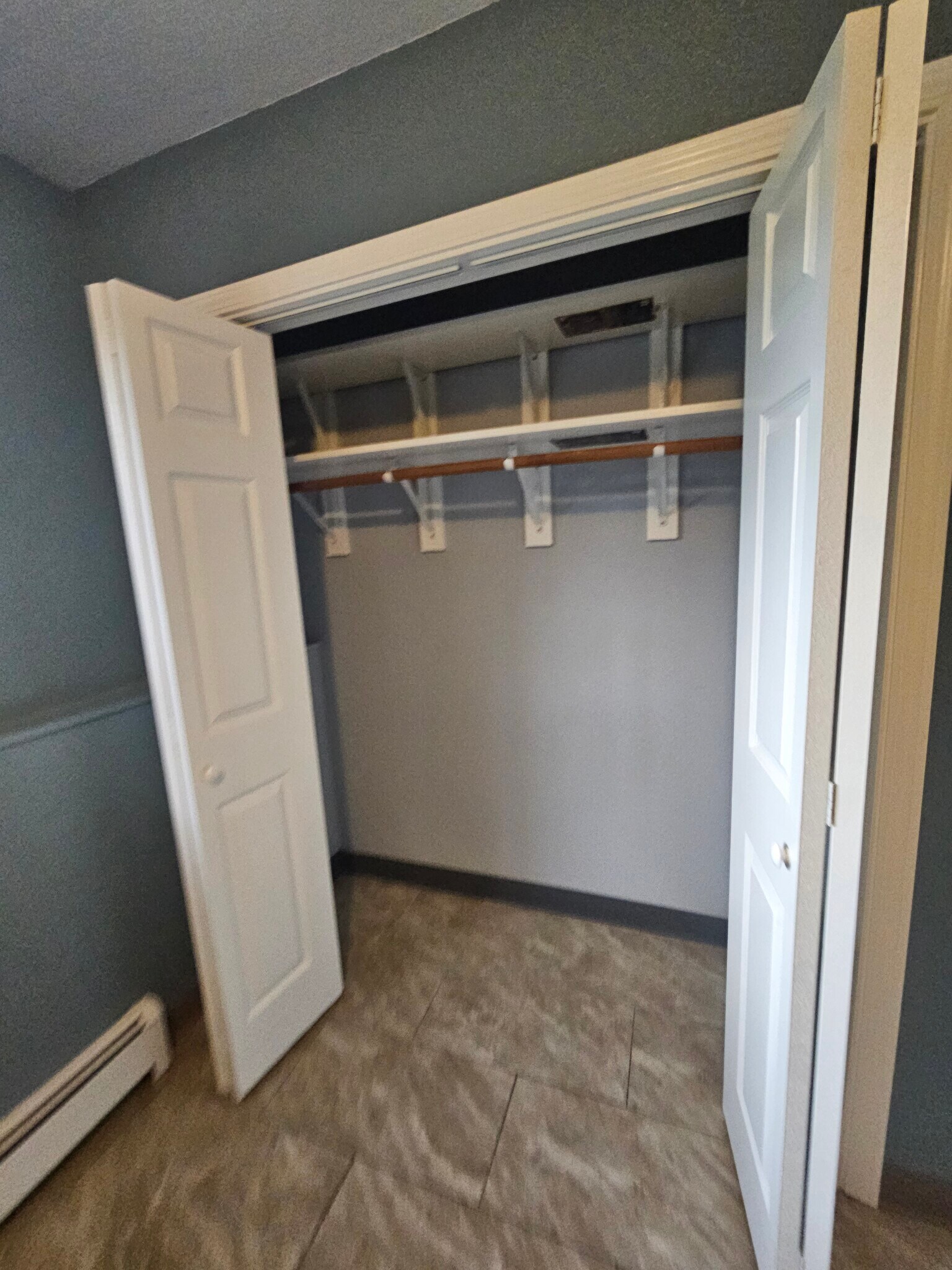 Building Photo - 4613 E 7th Ave