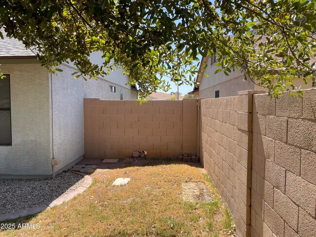 Building Photo - 14657 N 91st Ln