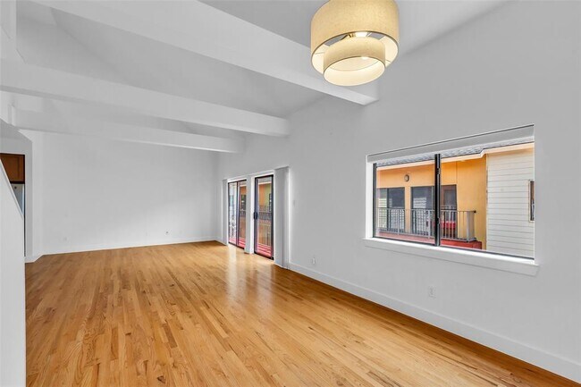 Building Photo - 4509B Eigel St