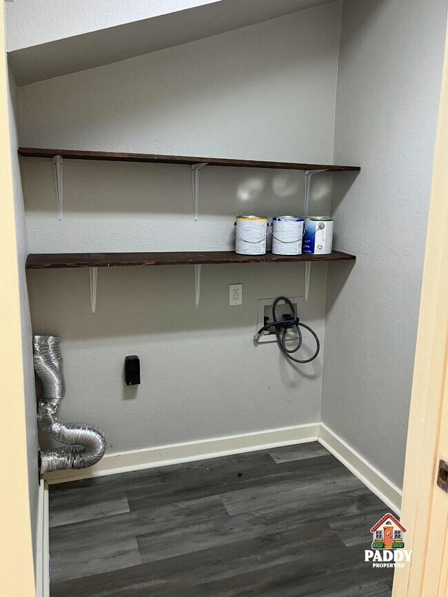 Building Photo - 616 Arizona Ave